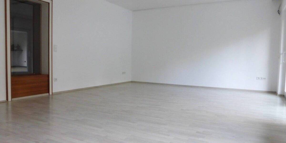 Etagenwohnung Nürnberg Mögeldorf - 4 Zimmer, 126 m&sup2;, 1.360&euro; | Angebot:26585098