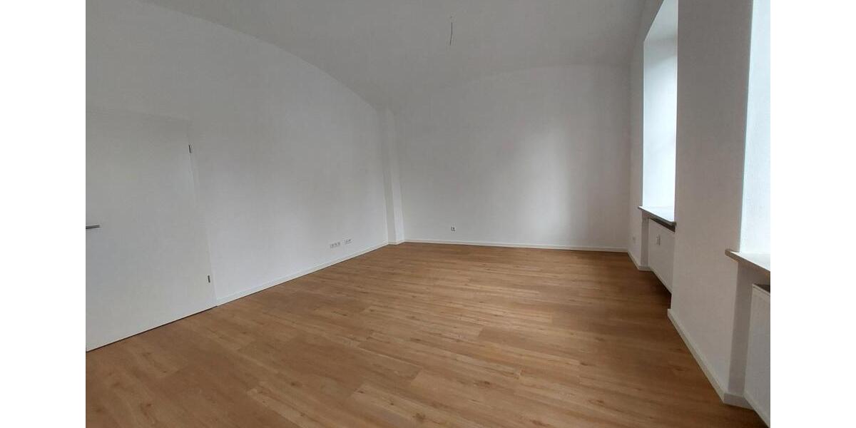 Erdgeschoßwohnung Straubing - 4 Zimmer, 137 m&sup2;, 1.050&euro; | Angebot:26007881