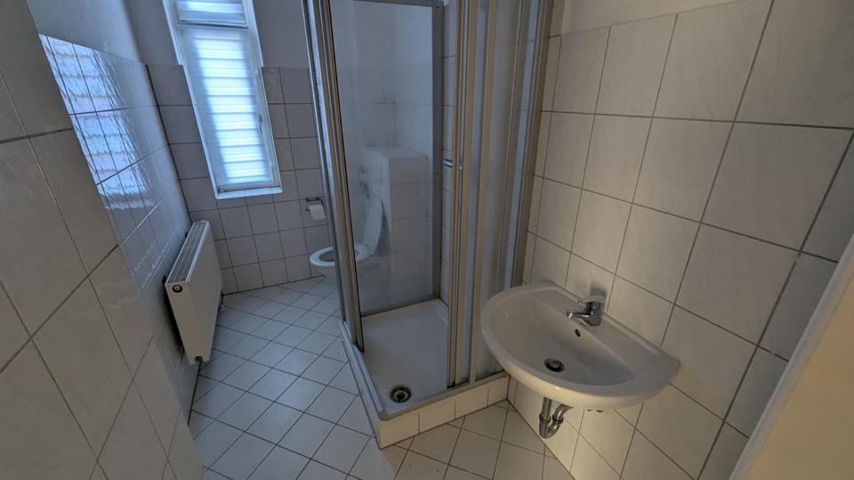 Erdgeschoßwohnung Burg - 3 Zimmer, 72 m&sup2;, 468&euro; | Angebot:23828120