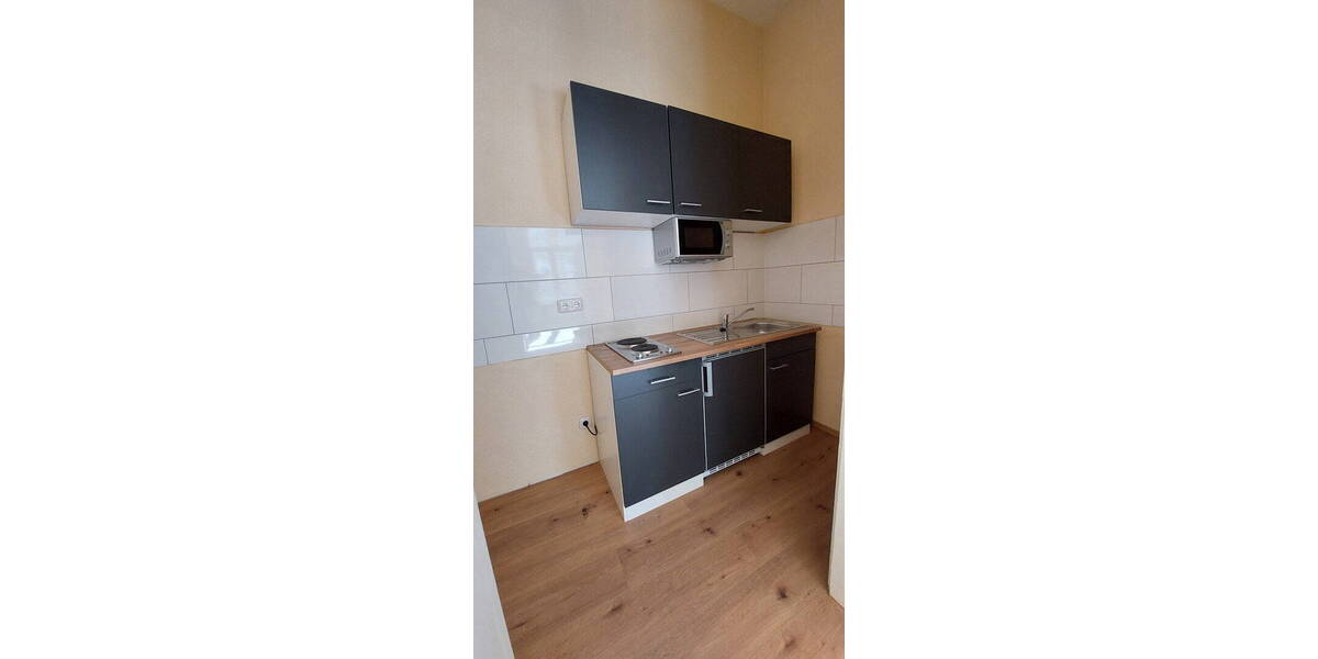 Etagenwohnung Plauen Stadtmitte - 2 Zimmer, 42 m&sup2;, 280&euro; | Angebot:26814400