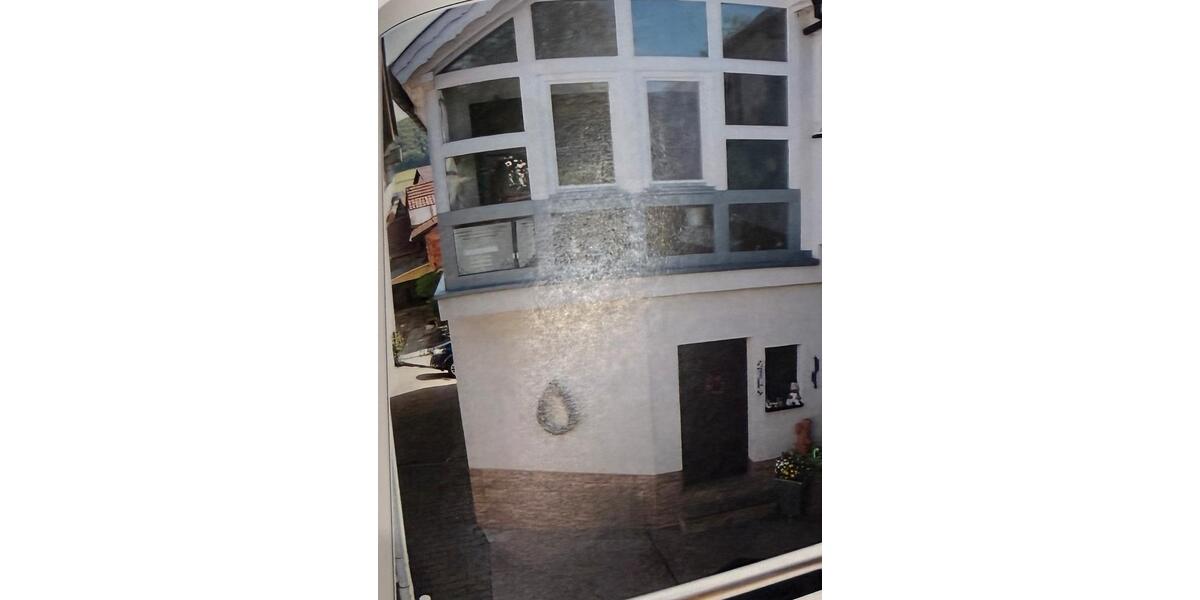 Etagenwohnung Grabfeld - 10 Zimmer, 138 m&sup2;, 800&euro; | Angebot:23760395