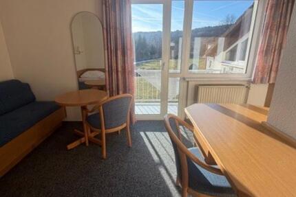 Wohnen auf Zeit Burbach - 2 Zimmer, 18 m&sup2;, 60&euro; | Angebot:25105099