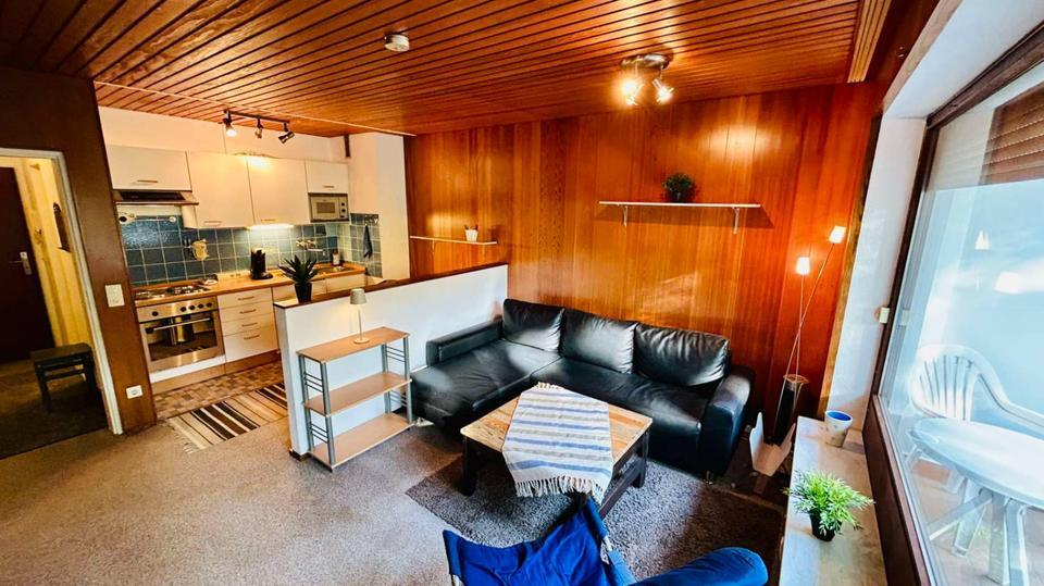 Möblierte 1-Zimmer-Wohnung mit Balkon & Top-Lage! Ab sofort frei!