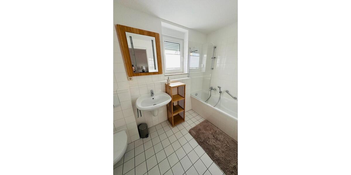Etagenwohnung Naumburg (Saale) - 1 Zimmer, 49 m&sup2;, 880&euro; | Angebot:26621304
