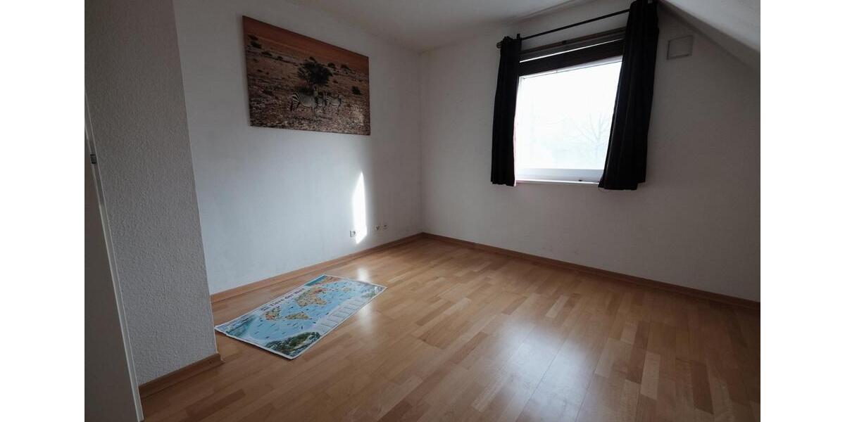 Einfamilienhaus Osterrönfeld - 5 Zimmer, 127 m&sup2;, 1.450&euro; | Angebot:26600863
