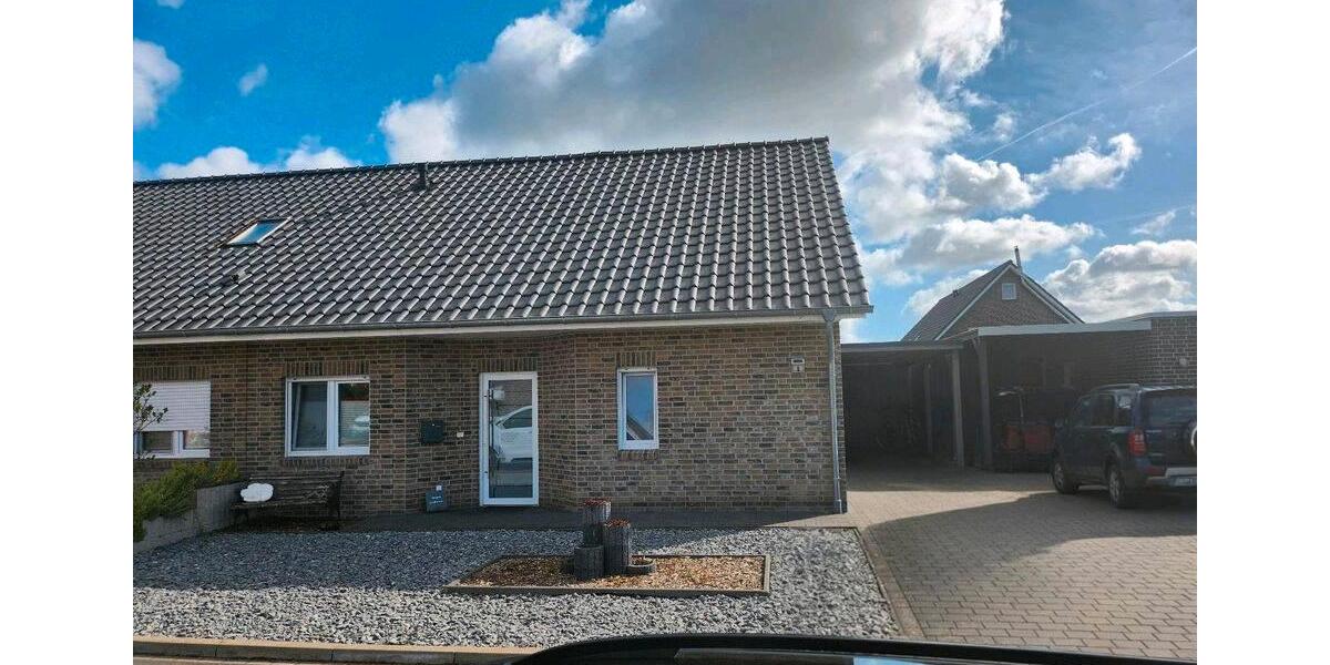 Etagenwohnung Ostrhauderfehn - 4 Zimmer, 125 m&sup2;, 1.100&euro; | Angebot:26050371