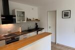 2,5-Zimmer-Wohnung mit Terrasse & kleinem Garten in Rheinnähe zimmer