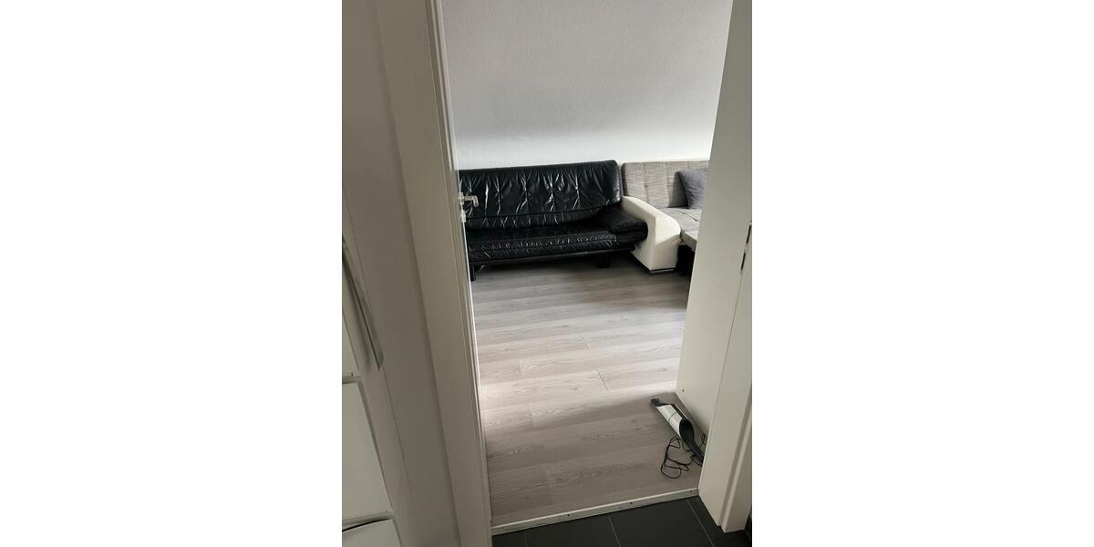 Dachgeschoßwohnung Kirchheim unter Teck - 2 Zimmer, 46 m&sup2;, 850&euro; | Angebot:26592005