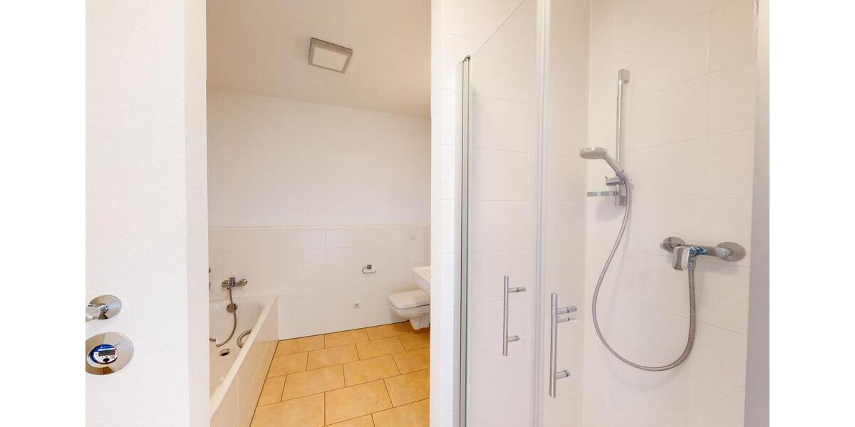 Einfamilienhaus Frankfurt am Main Nord-Ost - 2 Zimmer, 106 m&sup2;, 1.810&euro; | Angebot:26004724