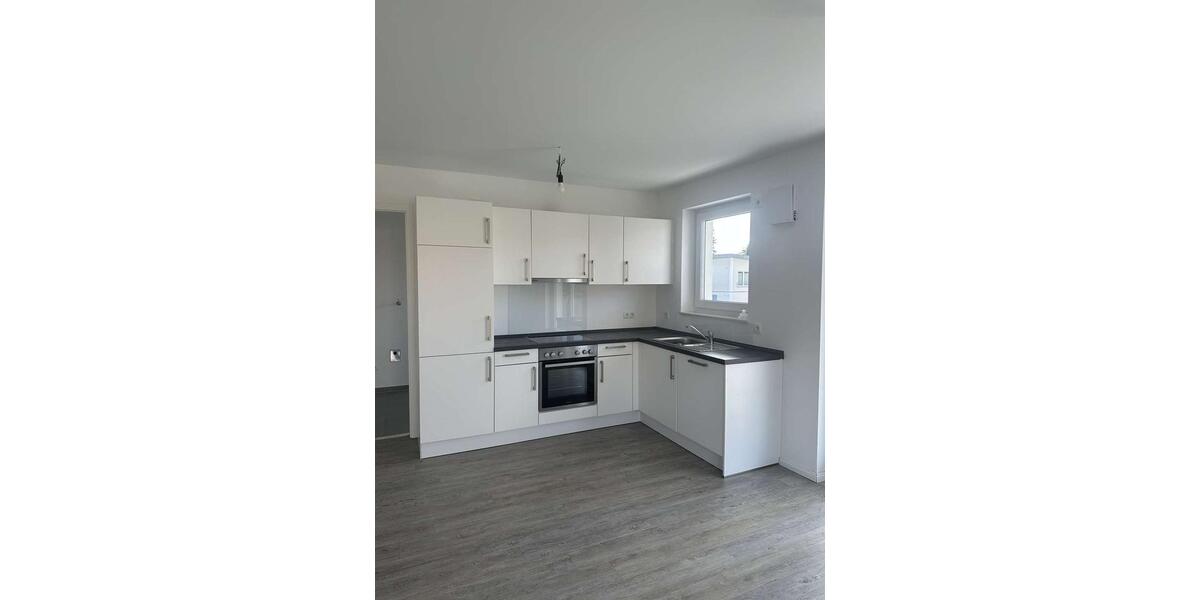Etagenwohnung Oldenburg Kreyenbrück - 2 Zimmer, 100 m&sup2;, 1.090&euro; | Angebot:26146041