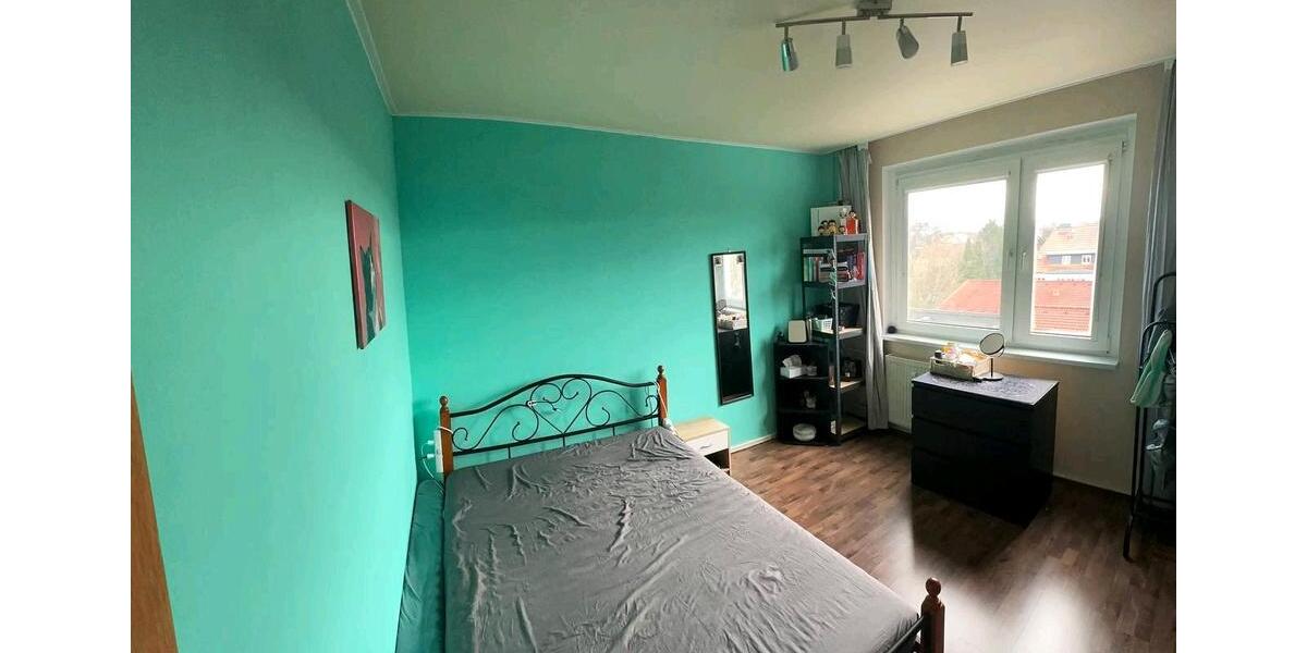 Etagenwohnung Sömmerda - 3 Zimmer, 80 m&sup2;, 870&euro; | Angebot:25904177