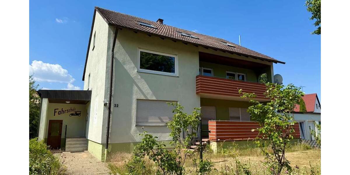 Einfamilienhaus Heilsbronn - 10 Zimmer, 260 m&sup2;, 1.400&euro; | Angebot:27055282