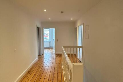 Wohnung Sievershütten - 3 Zimmer, 80 m&sup2;, 800&euro; | Angebot:24996762