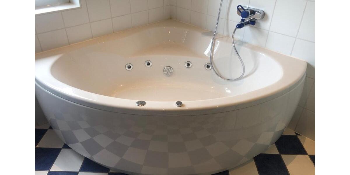 Dachgeschoßwohnung Lissendorf - 3 Zimmer, 143 m&sup2;, 1.050&euro; | Angebot:25056598