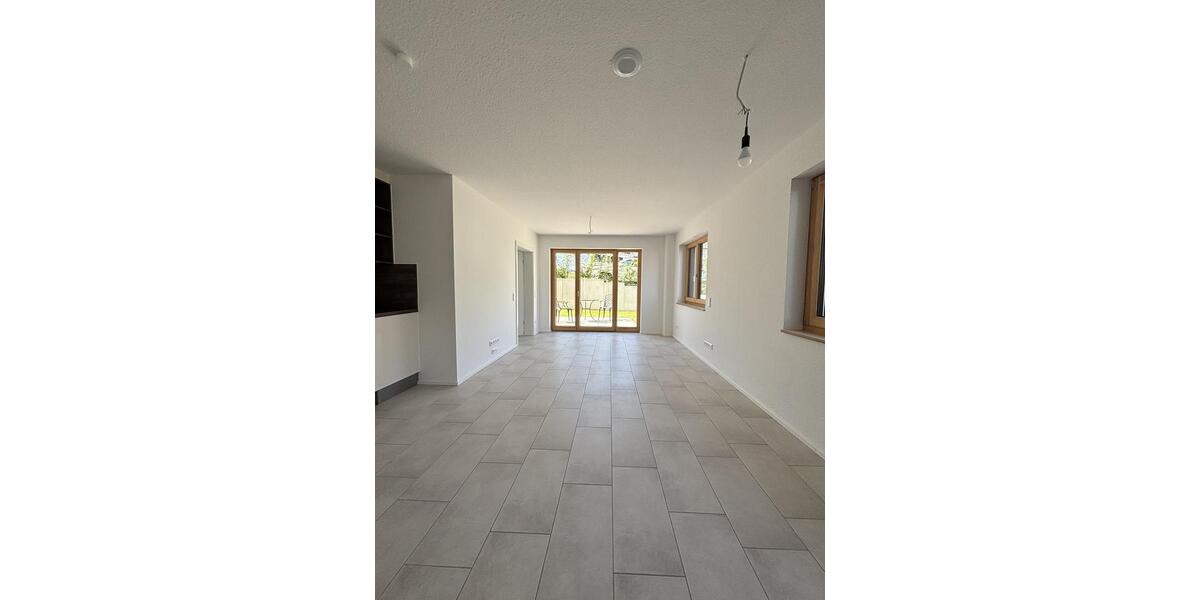 Erdgeschoßwohnung Ilsfeld - 2.5 Zimmer, 66 m&sup2;, 950&euro; | Angebot:26393573