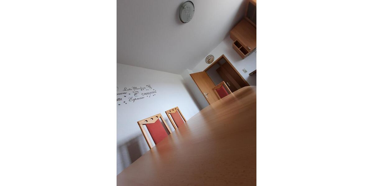 Etagenwohnung Bischofswerda - 2 Zimmer, 49 m&sup2;, 295&euro; | Angebot:25959630