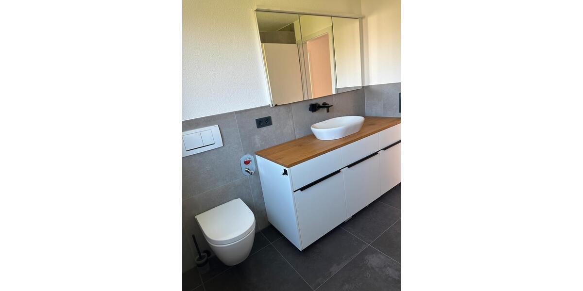 Dachgeschoßwohnung Auenwald - 4 Zimmer, 133 m&sup2;, 1.490&euro; | Angebot:26288235