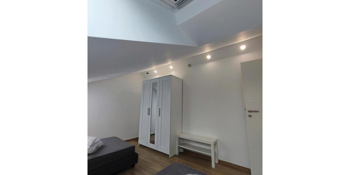 Dachgeschoßwohnung Kaufbeuren - 3 Zimmer, 86 m&sup2;, 1.600&euro; | Angebot:24130096