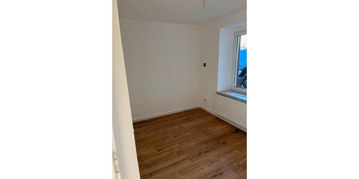 Erdgeschoßwohnung Grimma - 4 Zimmer, 94 m&sup2;, 1.100&euro; | Angebot:26631298