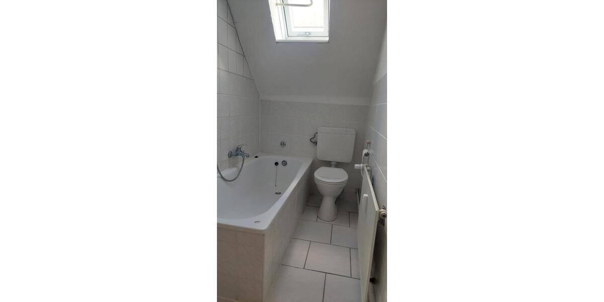 Dachgeschoßwohnung Flensburg - 2 Zimmer, 60 m&sup2;, 540&euro; | Angebot:24793485