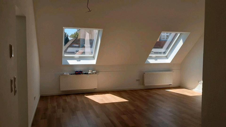 Dachgeschoßwohnung Philippsburg - 3 Zimmer, 61 m&sup2;, 790&euro; | Angebot:26663456
