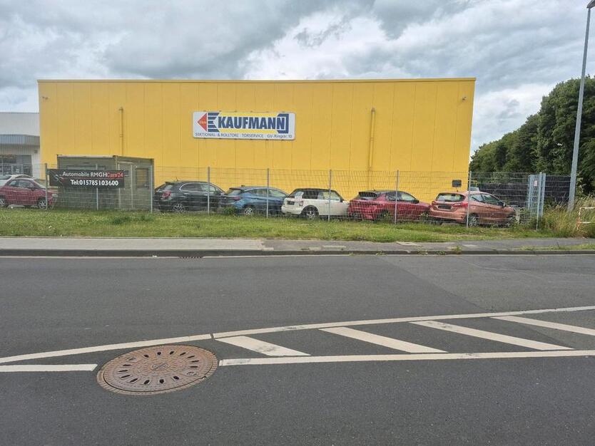 kfz Handel Autohandel Freifläche in Grevenbroich zu vermieten
