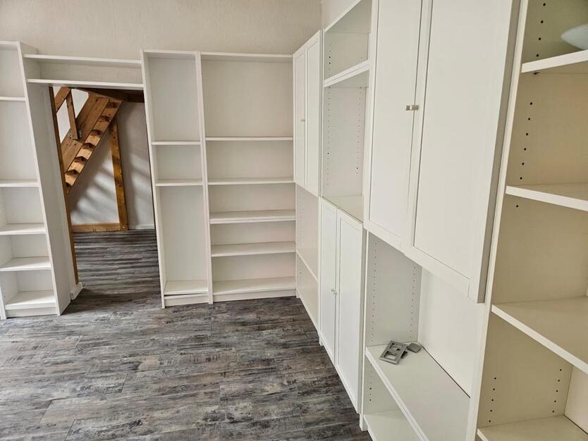 Beste Lage in Krefeld 1-Zimmer-Wohnung zu vermieten zimmer