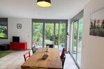 2,5-Zimmer-Wohnung mit Terrasse & kleinem Garten in Rheinnähe zimmer