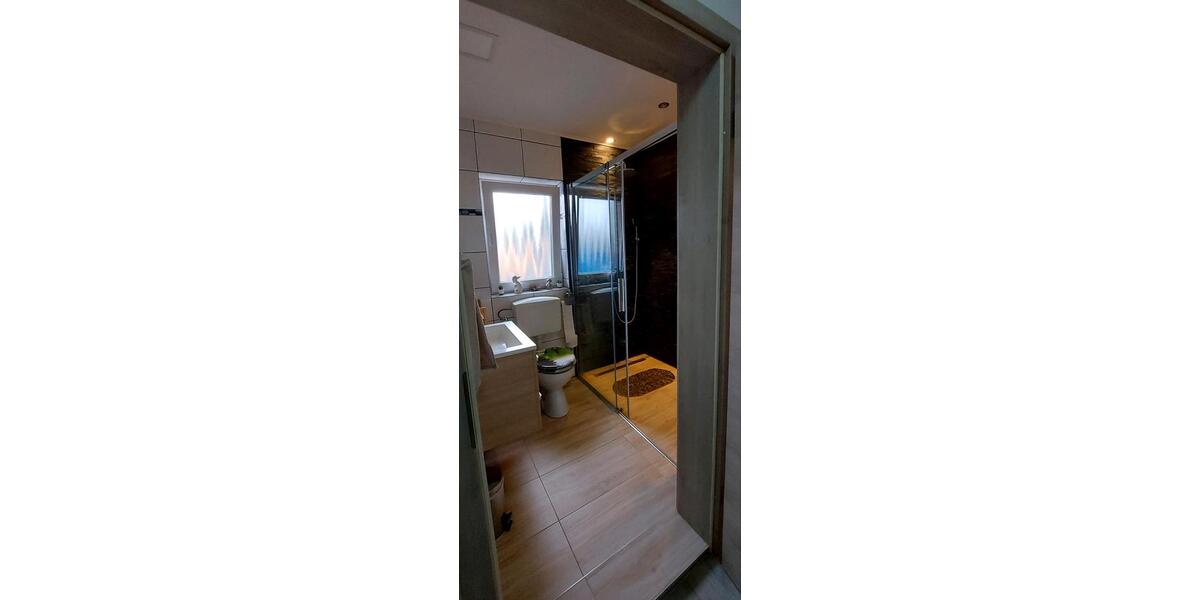 Etagenwohnung Dürrwangen - 4 Zimmer, 128 m&sup2;, 1.300&euro; | Angebot:25839184