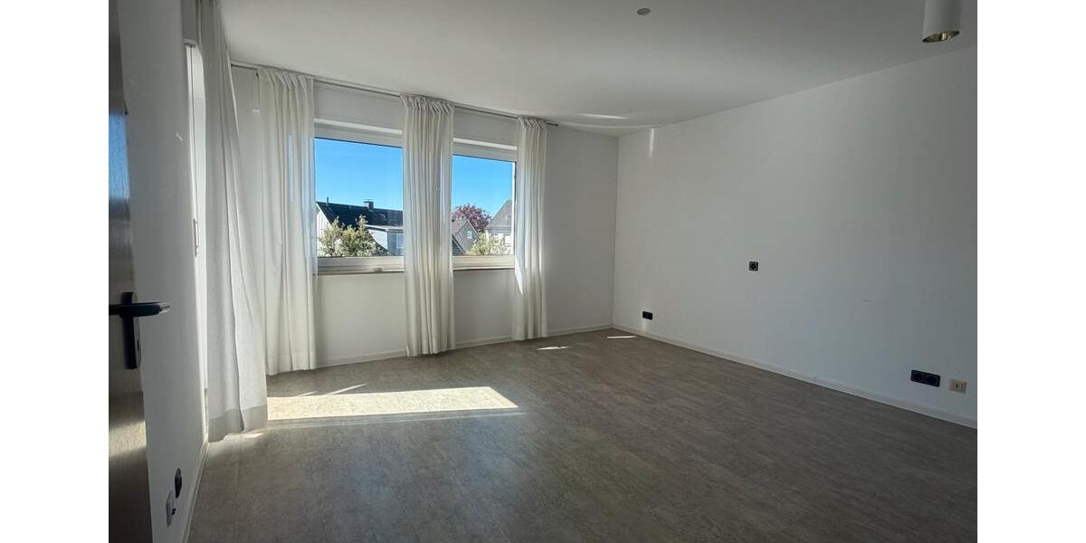 Maisonettenwohnung Radevormwald - 4 Zimmer, 142 m&sup2;, 1.100&euro; | Angebot:26493783