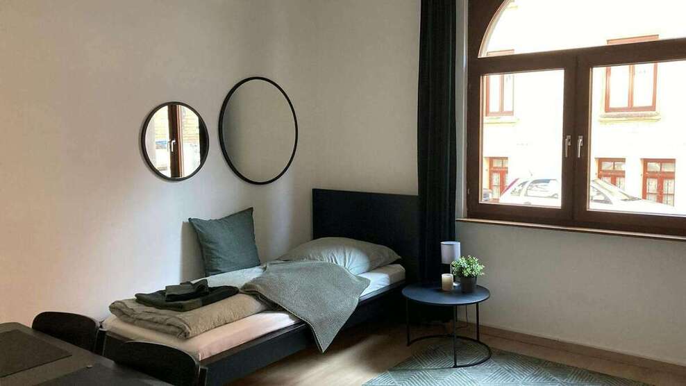 WG-Zimmer in Stuttgart 630 € 16 m² zimmer
