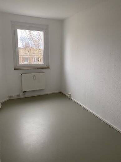 Etagenwohnung Eisleben Lutherstadt Eisleben - 3 Zimmer, 61 m&sup2;, 286&euro; | Angebot:25803198