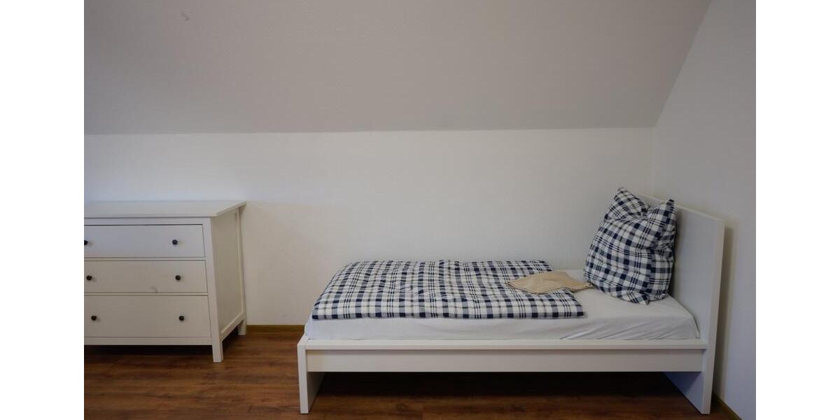Wohnen auf Zeit Bremen Blockland - 8 Zimmer, 15 m&sup2;, 22&euro; | Angebot:9744187