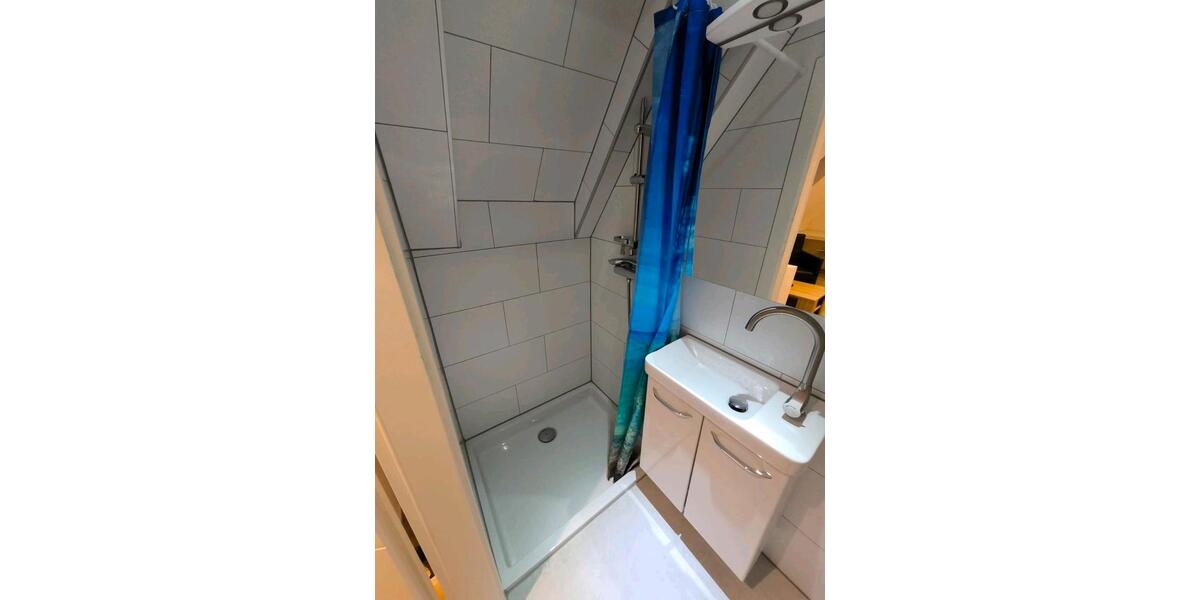 Wohnen auf Zeit Kaisheim - 5 Zimmer, 16 m&sup2;, 500&euro; | Angebot:26443177