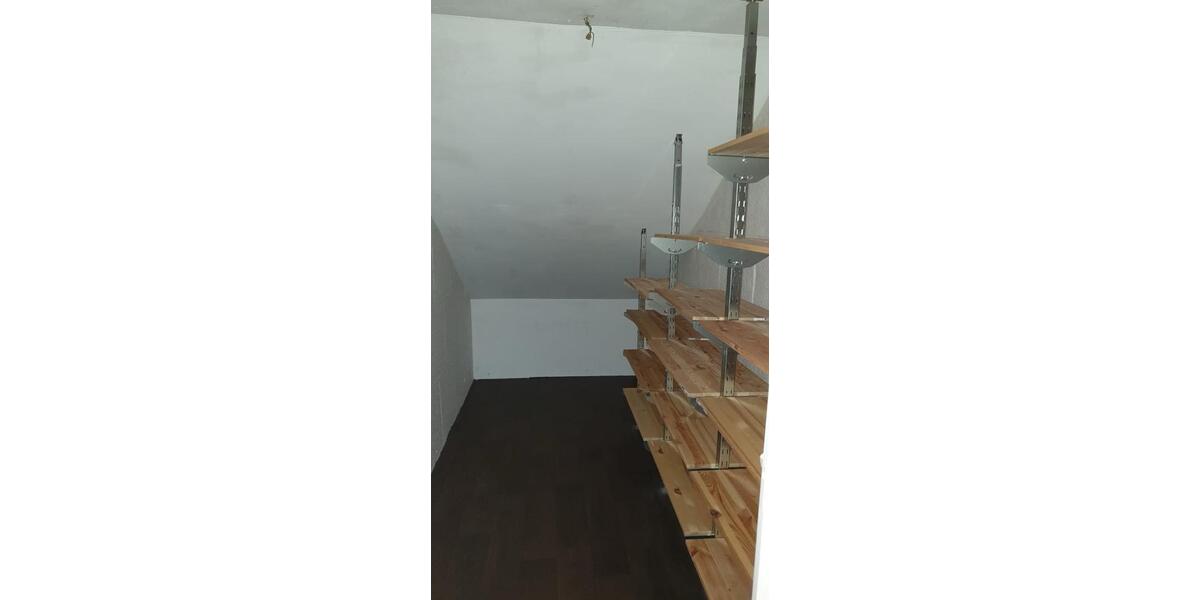 Dachgeschoßwohnung Vlotho - 2 Zimmer, 57 m&sup2;, 450&euro; | Angebot:26403748
