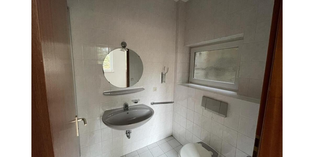 Erdgeschoßwohnung Meißen - 2 Zimmer, 34 m&sup2;, 300&euro; | Angebot:25376947