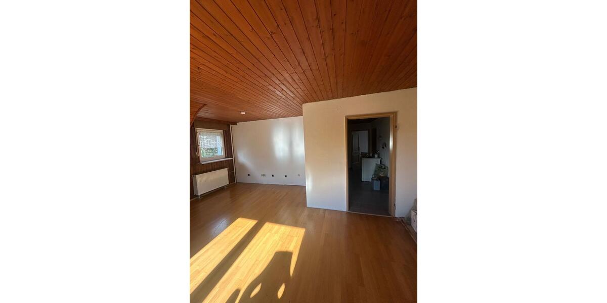 Etagenwohnung Mainz Lerchenberg - 3 Zimmer, 86 m&sup2;, 1.350&euro; | Angebot:26041410