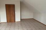 Dachgeschoßwohnung Struxdorf - 3 Zimmer, 74 m&sup2;, 820&euro; | Angebot:26050951