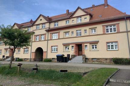 Wohnung Nossen - 3 Zimmer, 57 m&sup2;, 400&euro; | Angebot:25156308