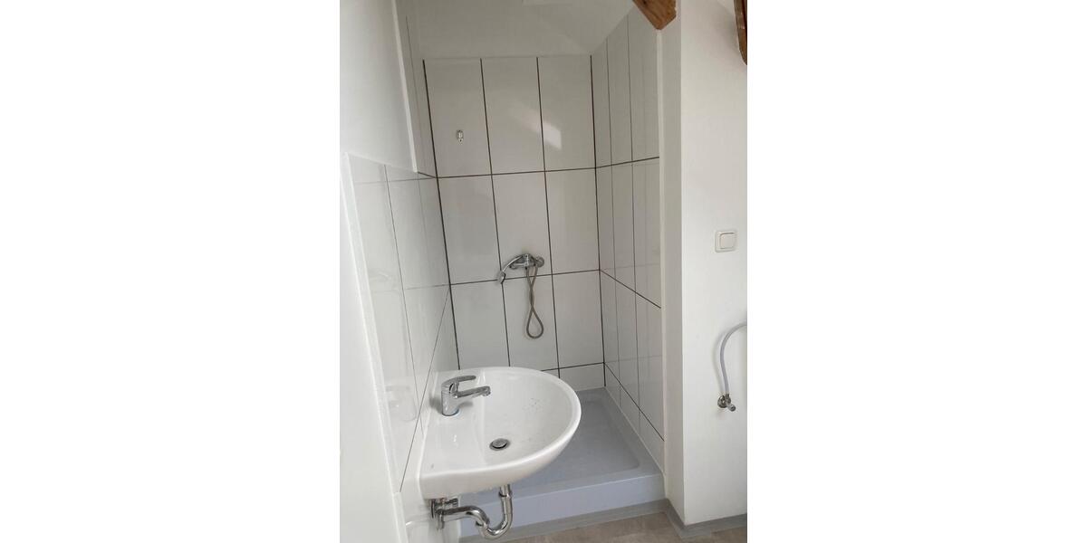 Etagenwohnung Sünching - 3 Zimmer, 60 m&sup2;, 123&euro; | Angebot:26000207