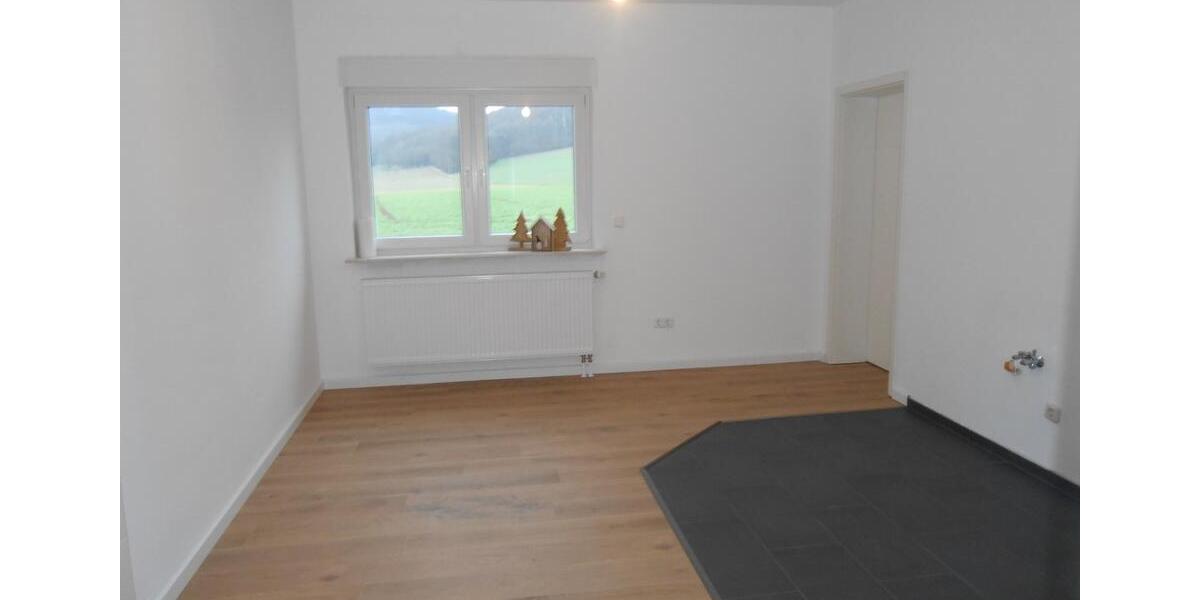 Erdgeschoßwohnung Hohenroda - 3 Zimmer, 105 m&sup2;, 750&euro; | Angebot:24251261