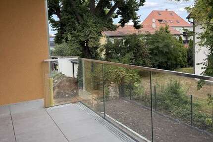 Wohnung Dresden Prohlis - 4 Zimmer, 87 m&sup2;, 1.480&euro; | Angebot:27021413
