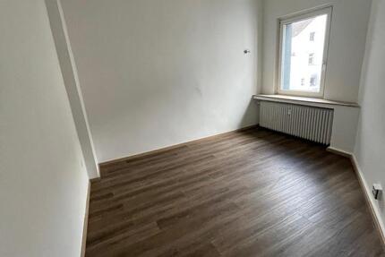 Wohnung Lünen Brambauer - 3 Zimmer, 84 m&sup2;, 672&euro; | Angebot:25231571