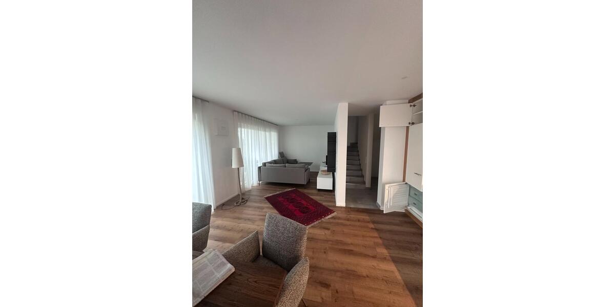 Erdgeschoßwohnung Ingolstadt - 3 Zimmer, 88 m&sup2;, 1.565&euro; | Angebot:25163835