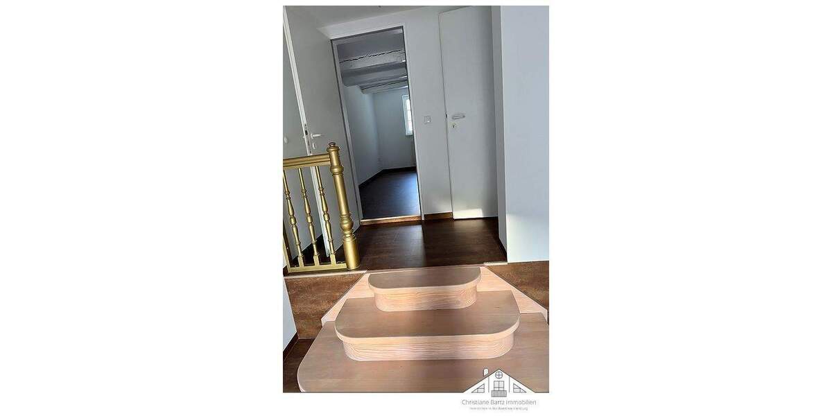Etagenwohnung Wismar Altstadt - 2 Zimmer, 87 m&sup2;, 785&euro; | Angebot:25747416