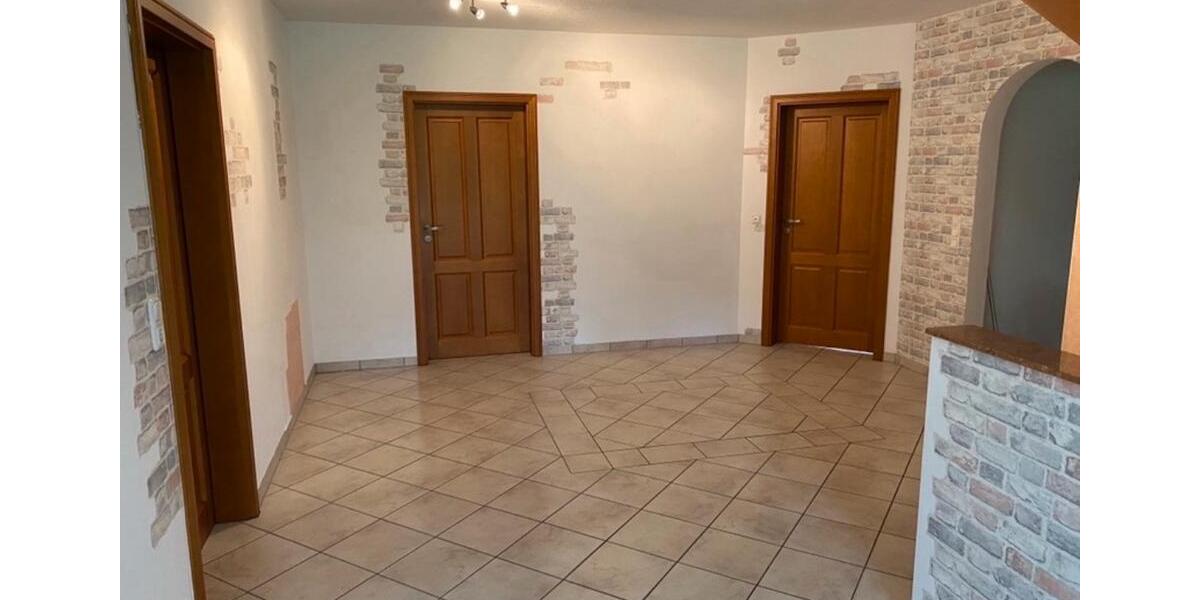 Dachgeschoßwohnung Meppen - 5 Zimmer, 160 m&sup2;, 1.450&euro; | Angebot:25302991