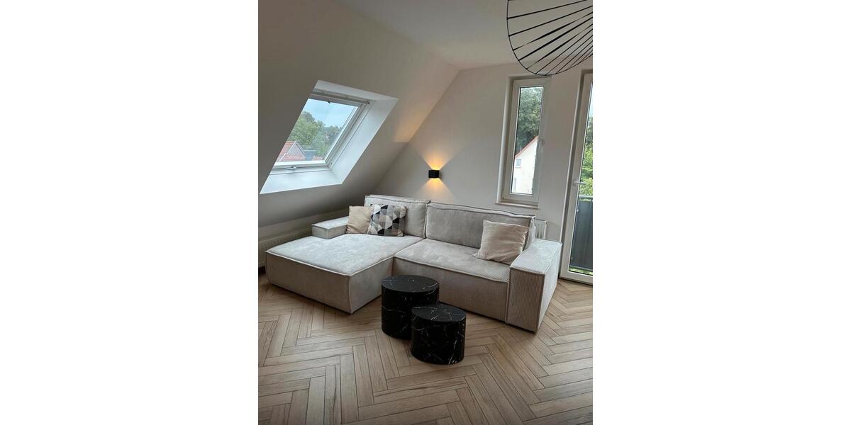 Dachgeschoßwohnung Lemgo - 2 Zimmer, 40 m&sup2;, 850&euro; | Angebot:26021422