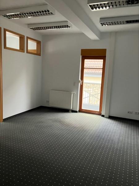 Wohnen und Arbeiten ! Büro Nutzung 2 Zimmer Wohnung