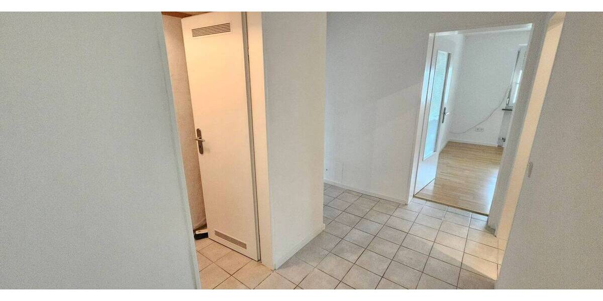 Etagenwohnung Amberg - 3 Zimmer, 80 m&sup2;, 800&euro; | Angebot:26154784