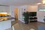 Exkl. neuwertige 3 Zimmer-Wohnung mit Balkon, zwischen Rosenheim & WB (mit 2 x Tiefgarage & Top-Einbauküche)